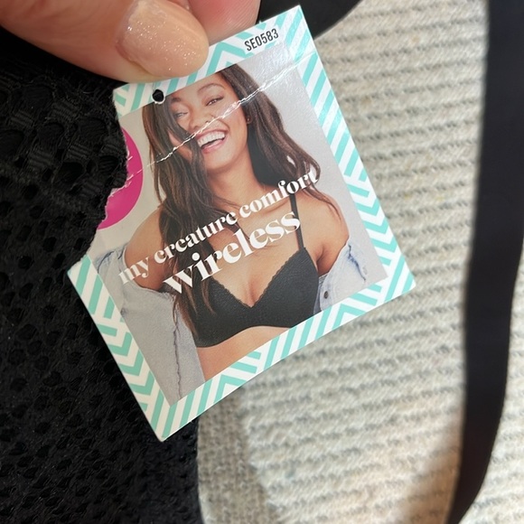 Maidenform black wireless lace trim soft cup bra - Picture 8 of 16